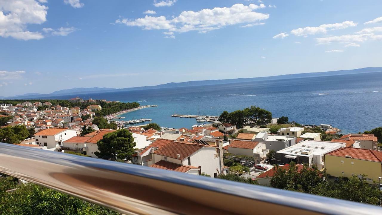 Apartments Karlo Baška Voda エクステリア 写真